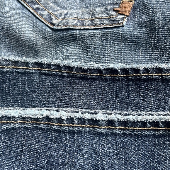 Womens Silver Jeans Tuesday Flap - Picture 9 of 10